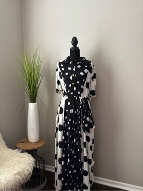 Polka Dot Button-Front Maxi Dress - Black & White Belt Tie w/ Pockets